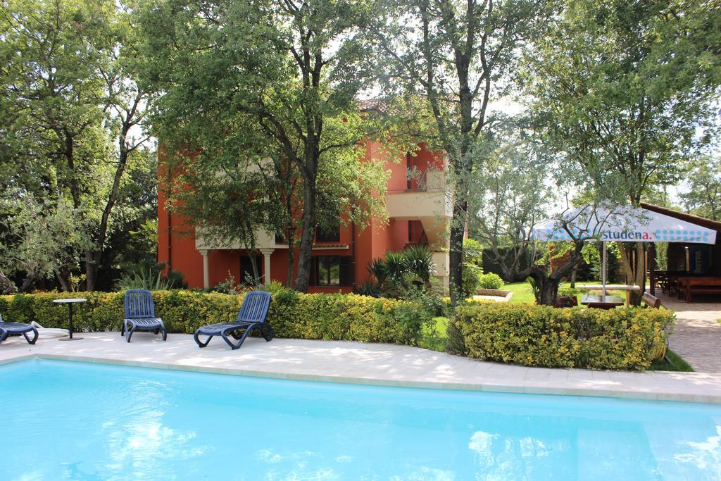 Aqua Family Apartments Karigador Buitenkant foto